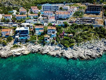 Zaton Seaside Villa with Jacuzzi (10 Guests)