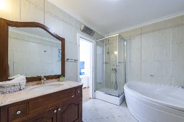 Zaton Seaside Villa with Jacuzzi (10 Guests)