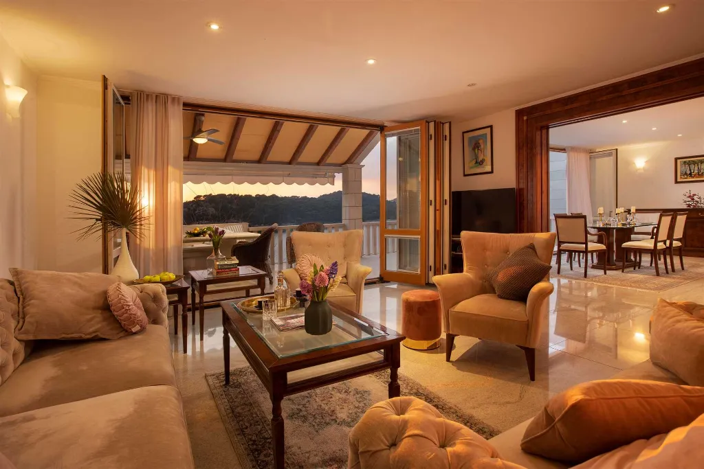 Seaside Villa with 7 Bedrooms in Zaton (12 Guests)