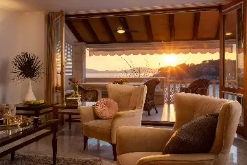 Seaside Villa with 7 Bedrooms in Zaton (12 Guests)