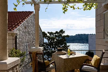 Seaside Villa with 7 Bedrooms in Zaton (12 Guests)