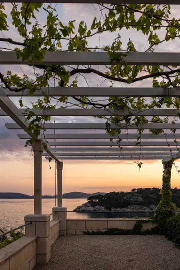 Seaside Villa with 7 Bedrooms in Zaton (12 Guests)