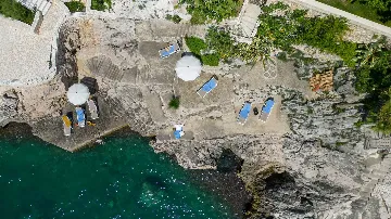 Seaside Villa with 7 Bedrooms in Zaton (12 Guests)