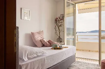 Seaside Villa with 7 Bedrooms in Zaton (12 Guests)