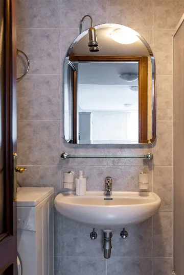 Seaside Villa with 7 Bedrooms in Zaton (12 Guests)