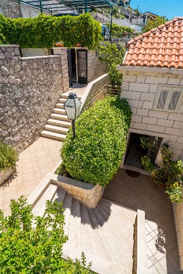 Seaside Villa with 7 Bedrooms in Zaton (12 Guests)