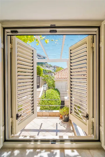 Seaside Villa with 7 Bedrooms in Zaton (12 Guests)