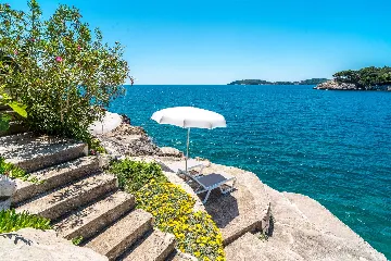 Seaside Villa with 7 Bedrooms in Zaton (12 Guests)