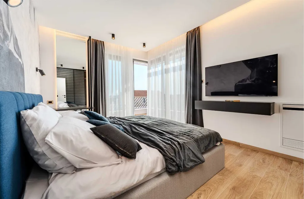 Family Villa with Spa & Heated Pool in Vodice