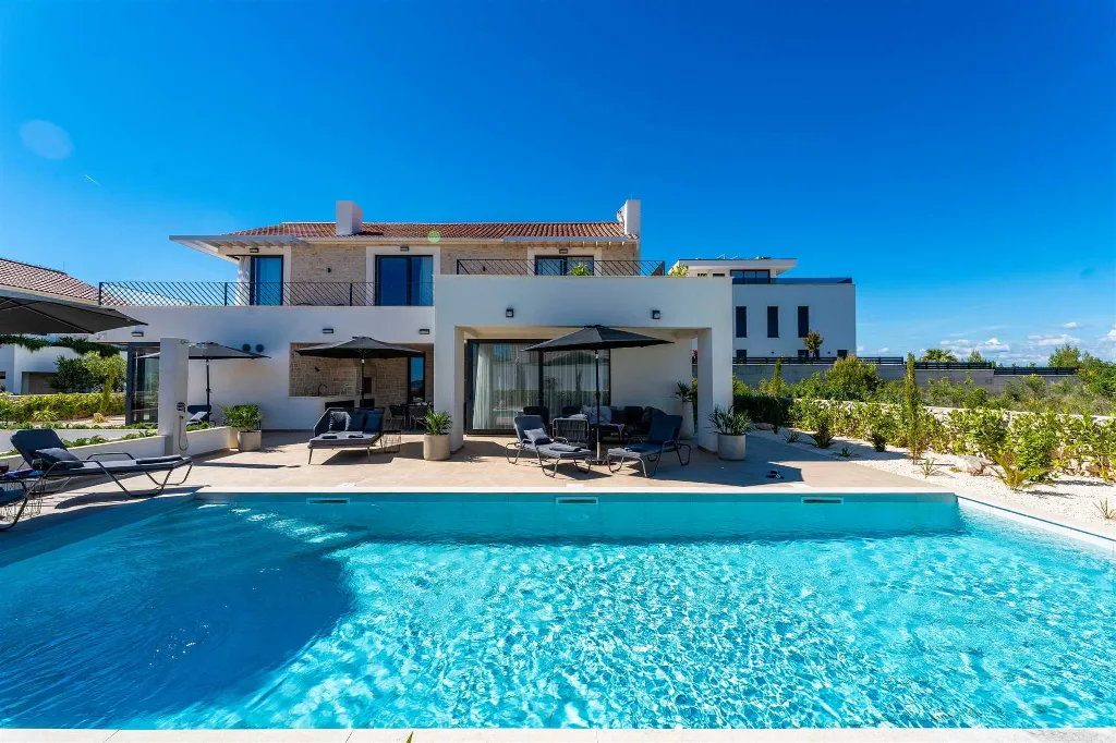 Family Villa with Spa & Heated Pool in Vodice