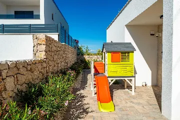 Family Villa with Spa & Heated Pool in Vodice