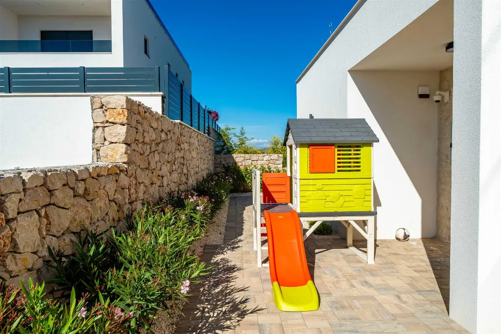 Family Villa with Spa & Heated Pool in Vodice