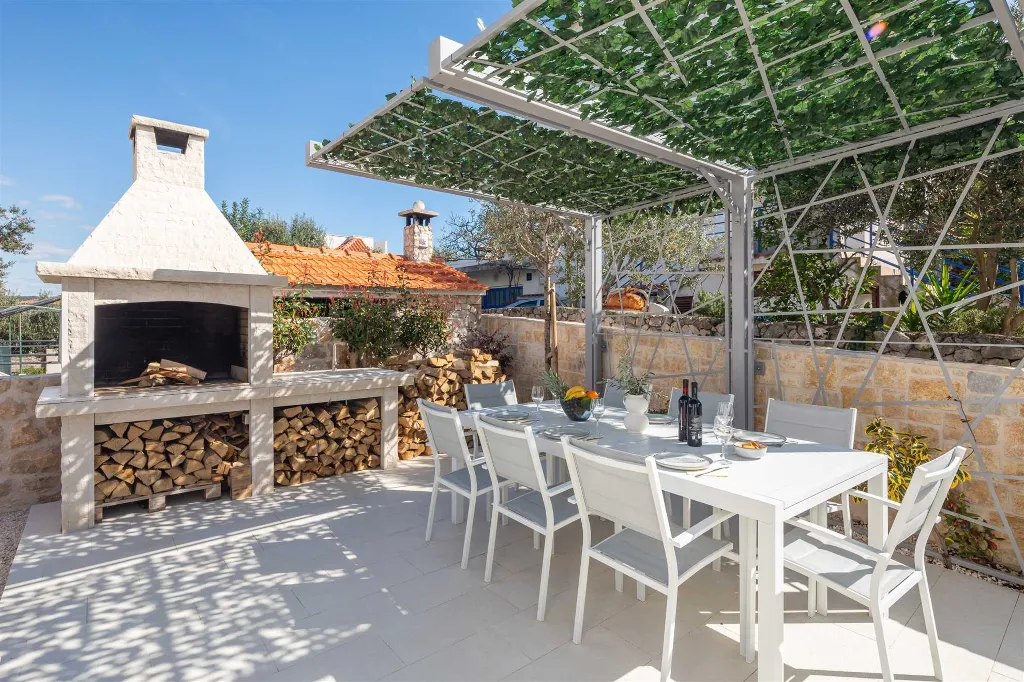 Villa in Sevid na Moru with Private Heated Pool
