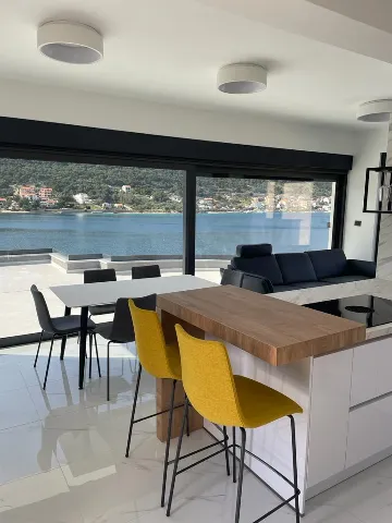 One-Bedroom Apartment in Grebaštica (Sleeps 1)
