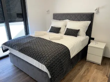 One-Bedroom Apartment in Grebaštica (Sleeps 1)