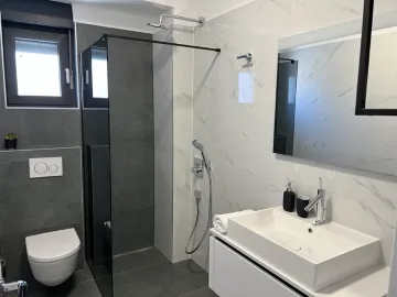 One-Bedroom Apartment in Grebaštica (Sleeps 1)