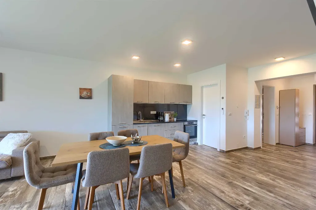 2-Bedroom Apartment in Novigrad for Up to 8