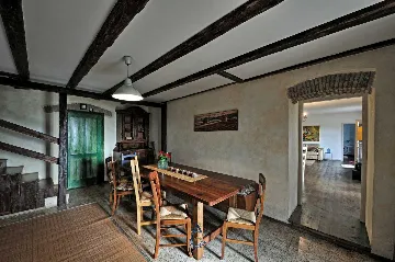 6-Bedroom Villa with Pool and Sauna in Vardica