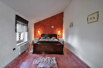 6-Bedroom Villa with Pool and Sauna in Vardica