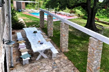 6-Bedroom Villa with Pool and Sauna in Vardica