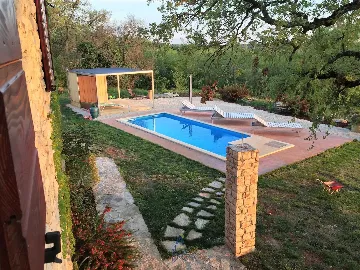 6-Bedroom Villa with Pool and Sauna in Vardica