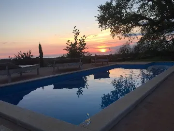 6-Bedroom Villa with Pool and Sauna in Vardica