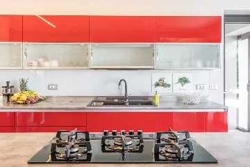 4-Bedroom Villa in Pican for up to 10 Guests