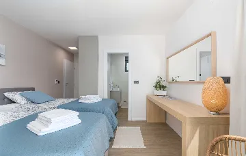 4-Bedroom Villa with Heated Pool in Poreč