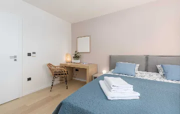 4-Bedroom Villa with Heated Pool in Poreč