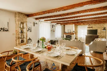 Makovci Villa with Pool for Up to 10 Guests