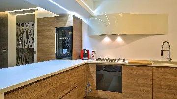 5-Bedroom Villa in Višnjan (Sleeps up to 12)