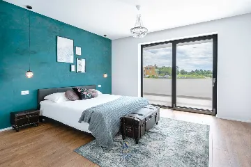 5-Bedroom Villa in Višnjan (Sleeps up to 12)