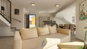 3-Bedroom Villa with Private Pool in Novigrad