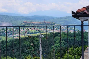 Buzet Villa for 14 Guests with Private Pools