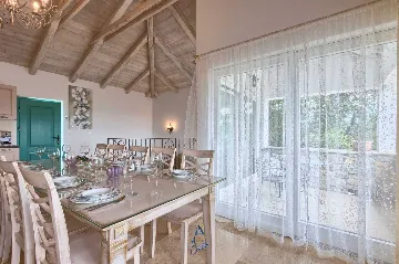 Buzet Villa for 14 Guests with Private Pools