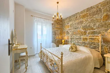 Buzet Villa for 14 Guests with Private Pools