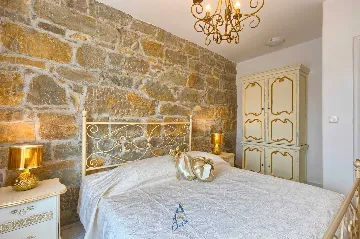 Buzet Villa for 14 Guests with Private Pools