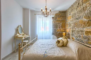 Buzet Villa for 14 Guests with Private Pools