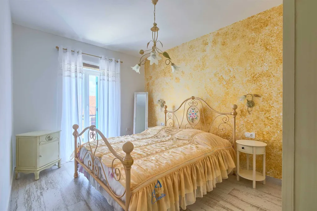 Buzet Villa for 14 Guests with Private Pools