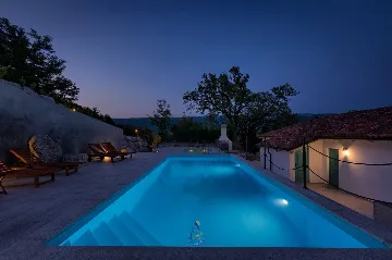Buzet Villa for 14 Guests with Private Pools