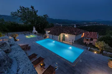Buzet Villa for 14 Guests with Private Pools