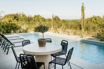 Tar Villa for 6 Guests with Heated Pool