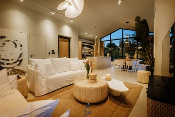 Tar Villa for 6 Guests with Heated Pool