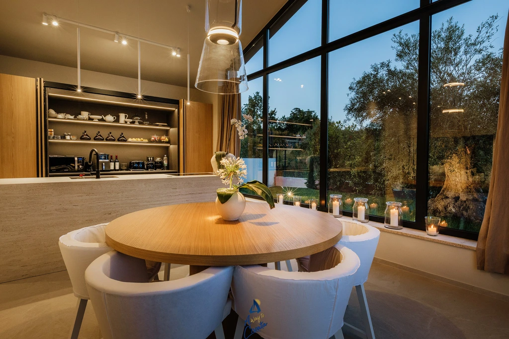 Tar Villa for 6 Guests with Heated Pool