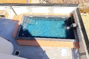 6-Bedroom Villa with Private Pool in Seline