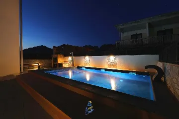 6-Bedroom Villa with Private Pool in Seline