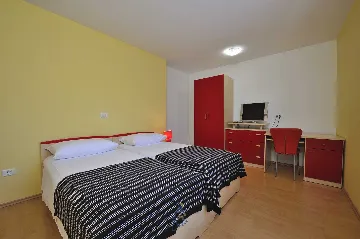 Novigrad Villa with Hydro Massage Pool for 8