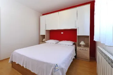 Novigrad Villa with Hydro Massage Pool for 8