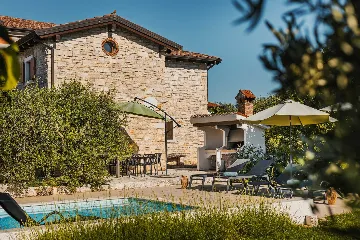 Pool Villa for 6 Guests in Buje, Croatia