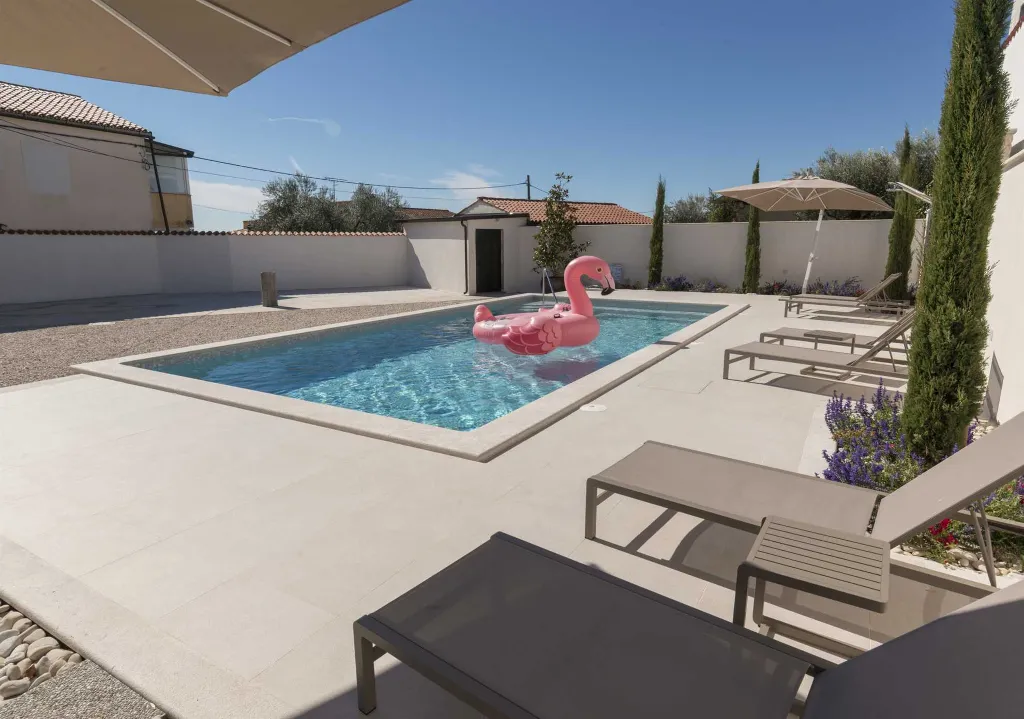 Valica 5-Bedroom Villa for Up to 11 Guests
